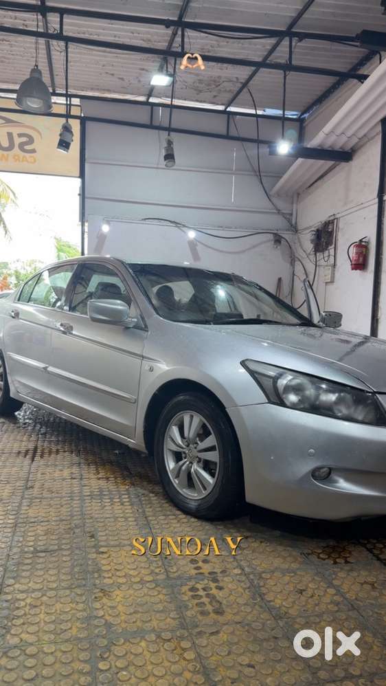 Honda Accord 2010 Petrol Well Maintained