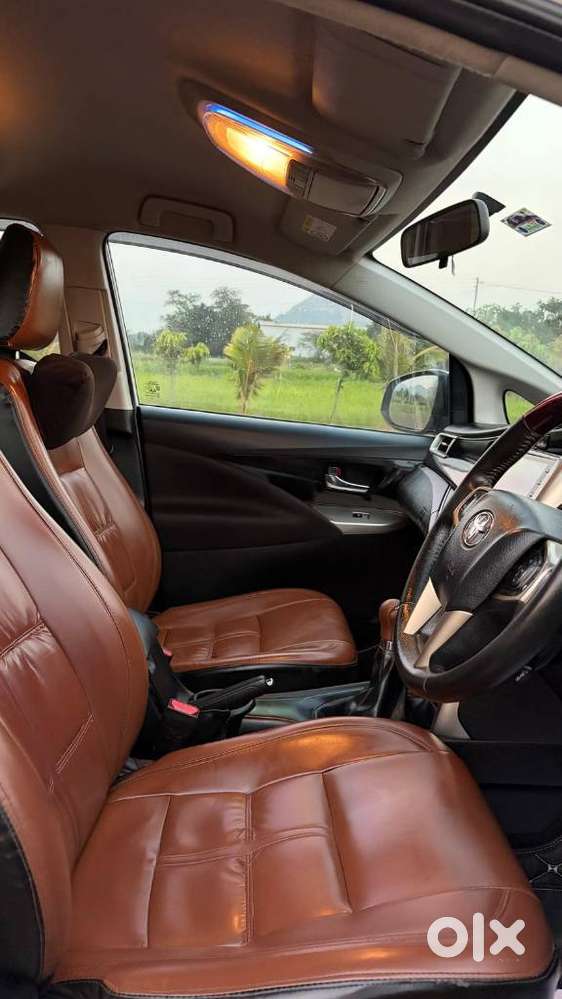 Toyota Innova Crysta 2.4 V, 2023, Diesel