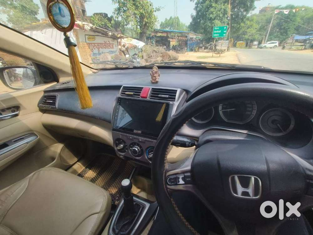 Honda City V Petrol 2013