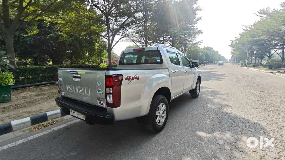 Isuzu D-max V-cross 4x4, 2017, Diesel