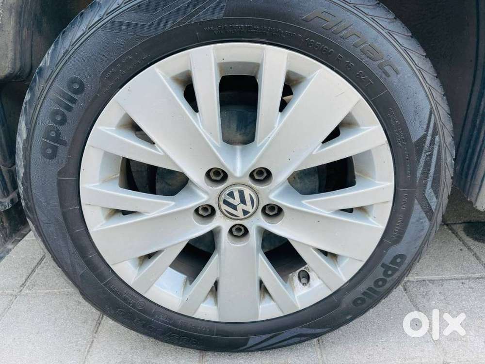 Volkswagen Vento 1.2 Tsi Highline At, 2015, Petrol