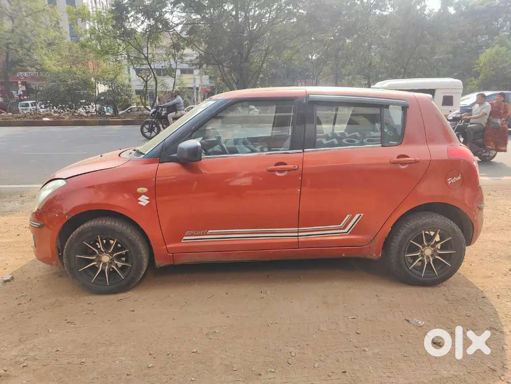 Maruti Suzuki Swift 2010 Petrol 75000 Km Driven