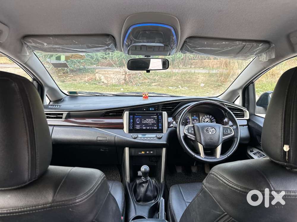 Toyota Innova Crysta 2.4 Vx Mt 8s, 2017, Diesel