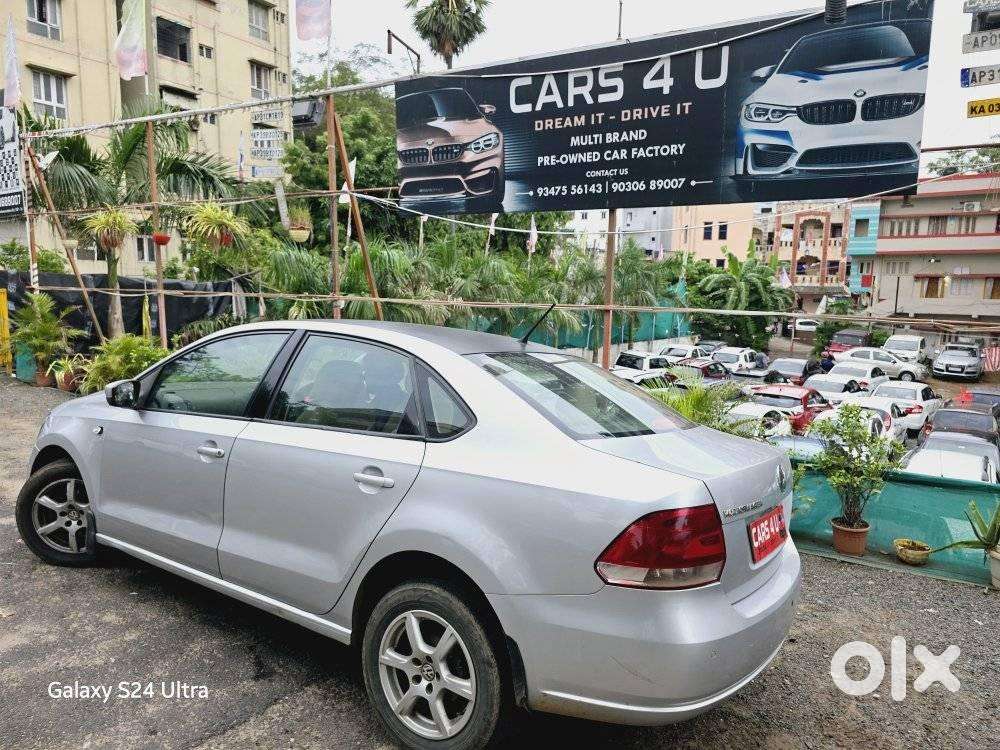 Volkswagen Vento 2010-2013 Petrol Highline, 2012, Petrol