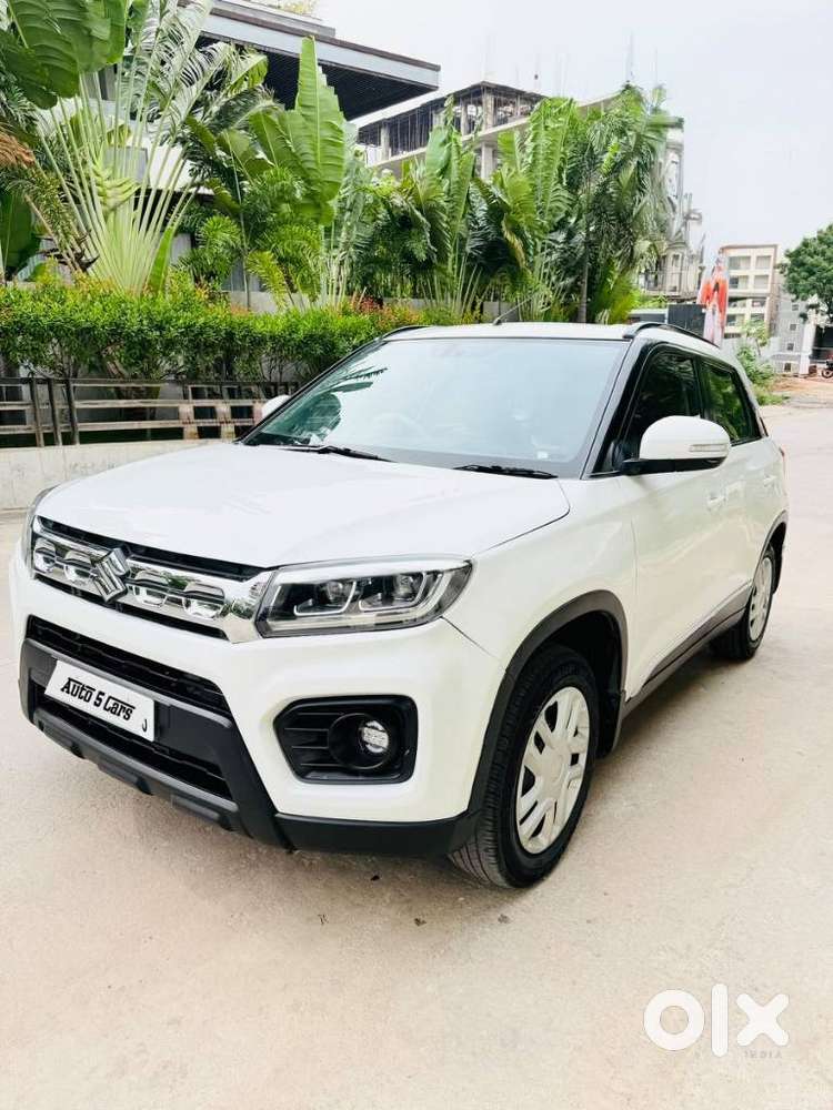 Maruti Suzuki Vitara Brezza 1.5 Vxi At, 2021, Petrol