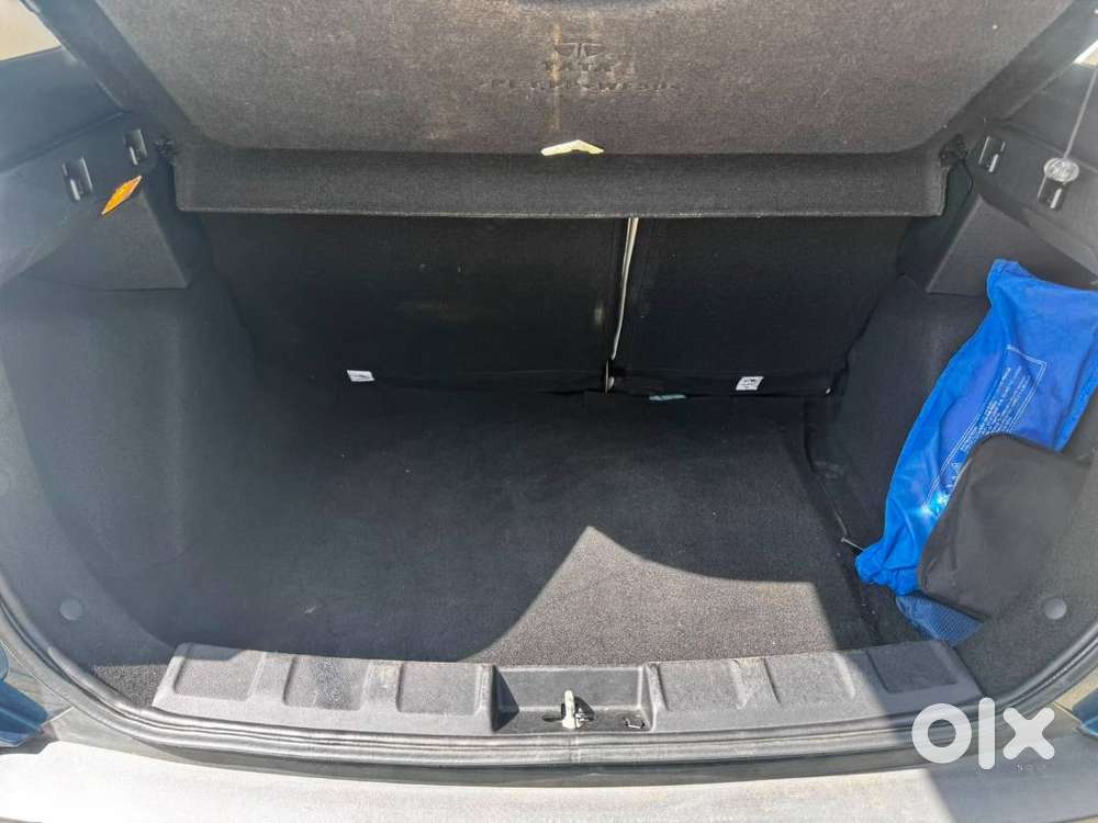 Tata Nexon Ev 2000 Dark Edition