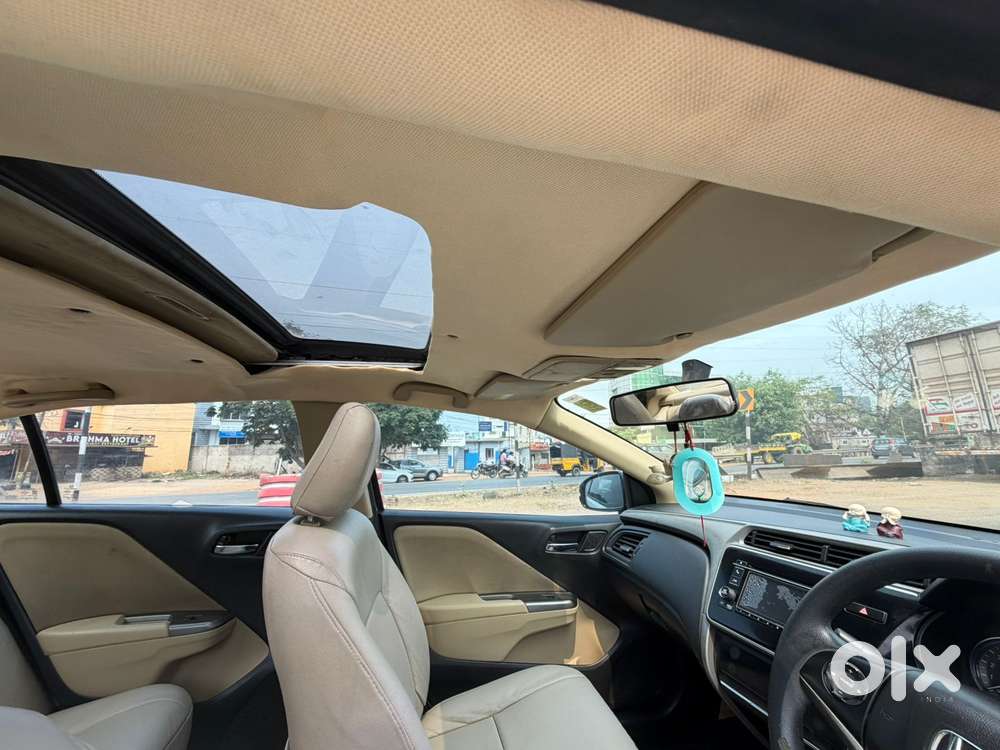 Honda City V At Sunroof I-vtec, 2016, Diesel