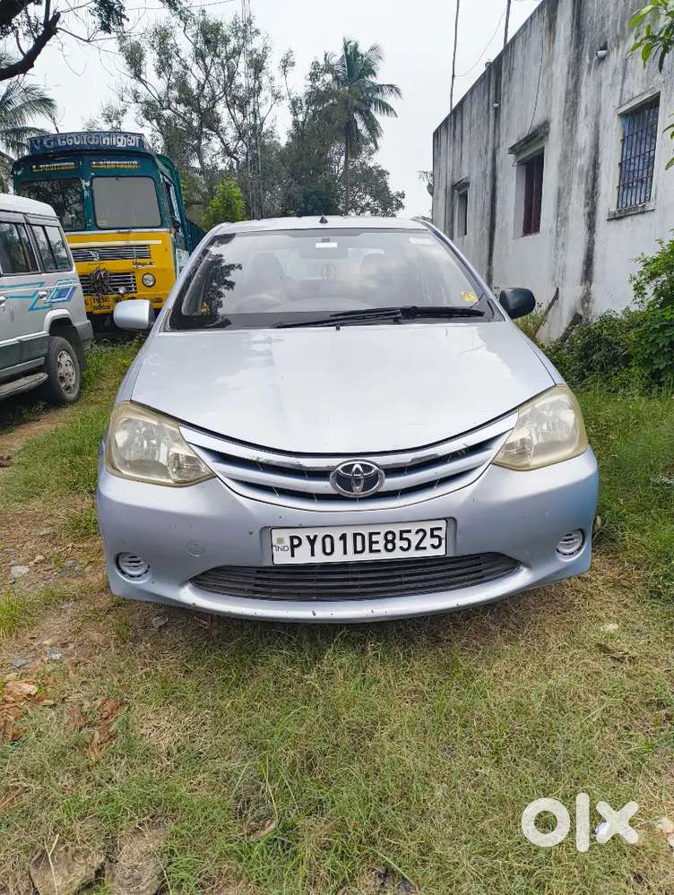 Toyota Etios 2011 Petrol Well Maintained