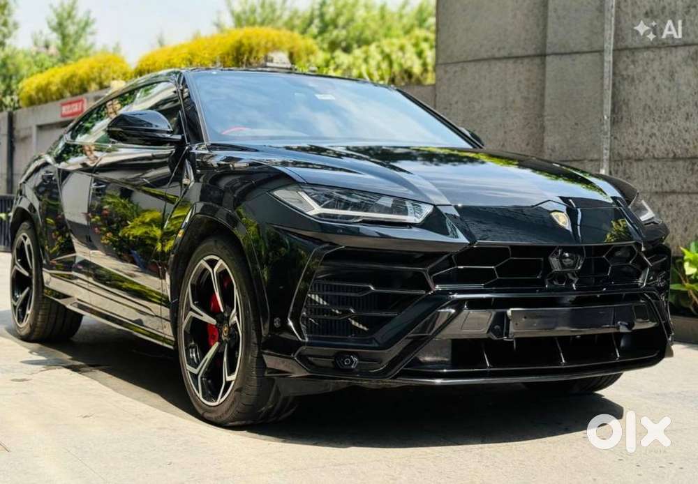 Lamborghini Urus V8, 2021, Petrol