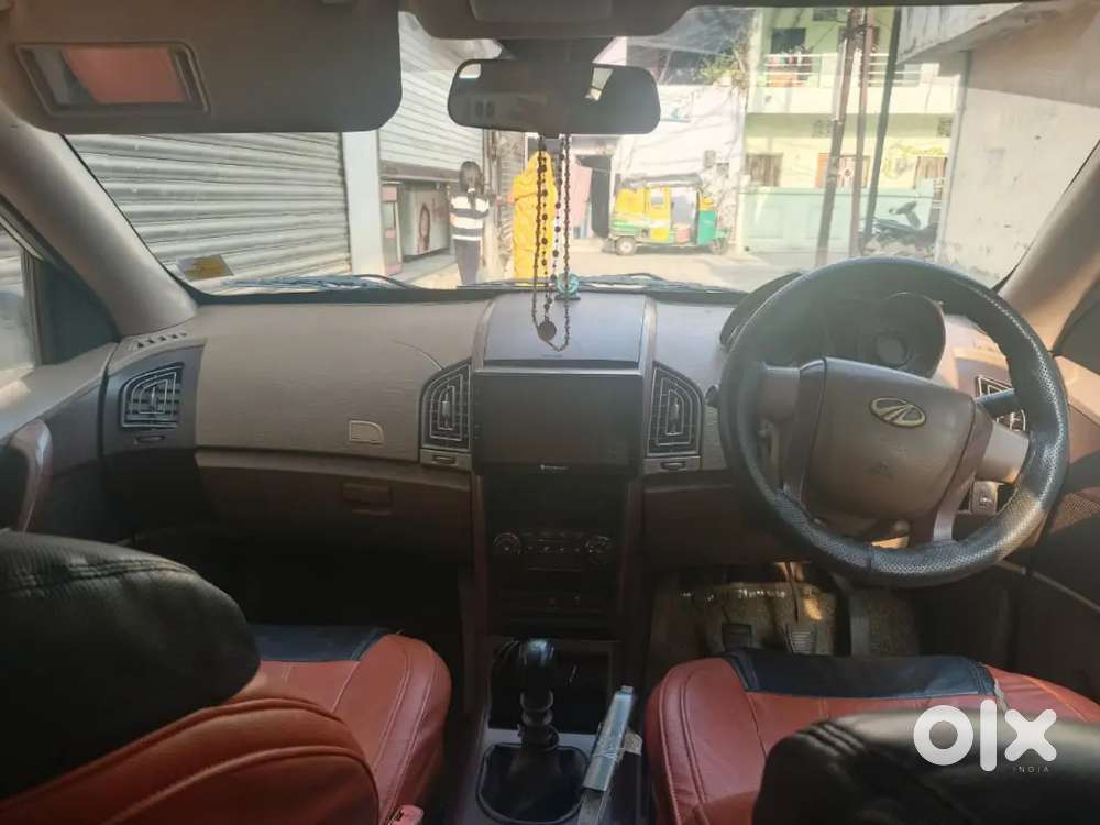 Mahindra Xuv500 2015