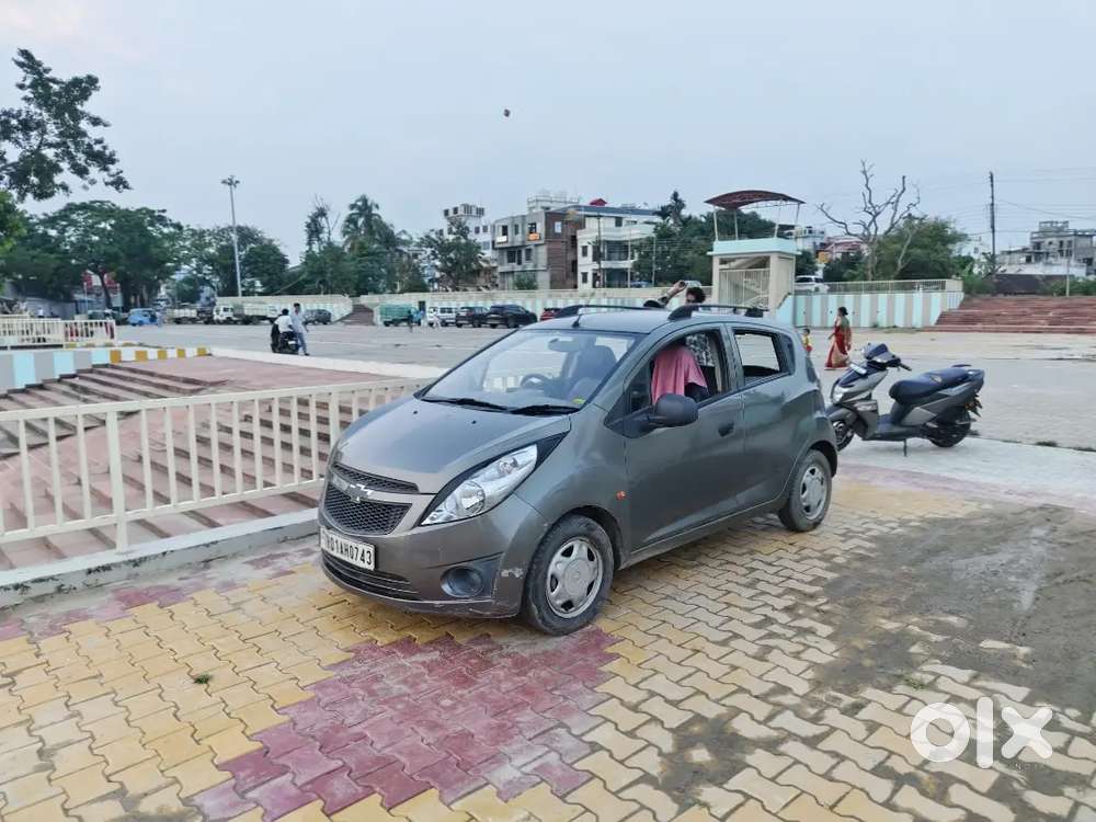 Chevrolet Beat Petrol 2014