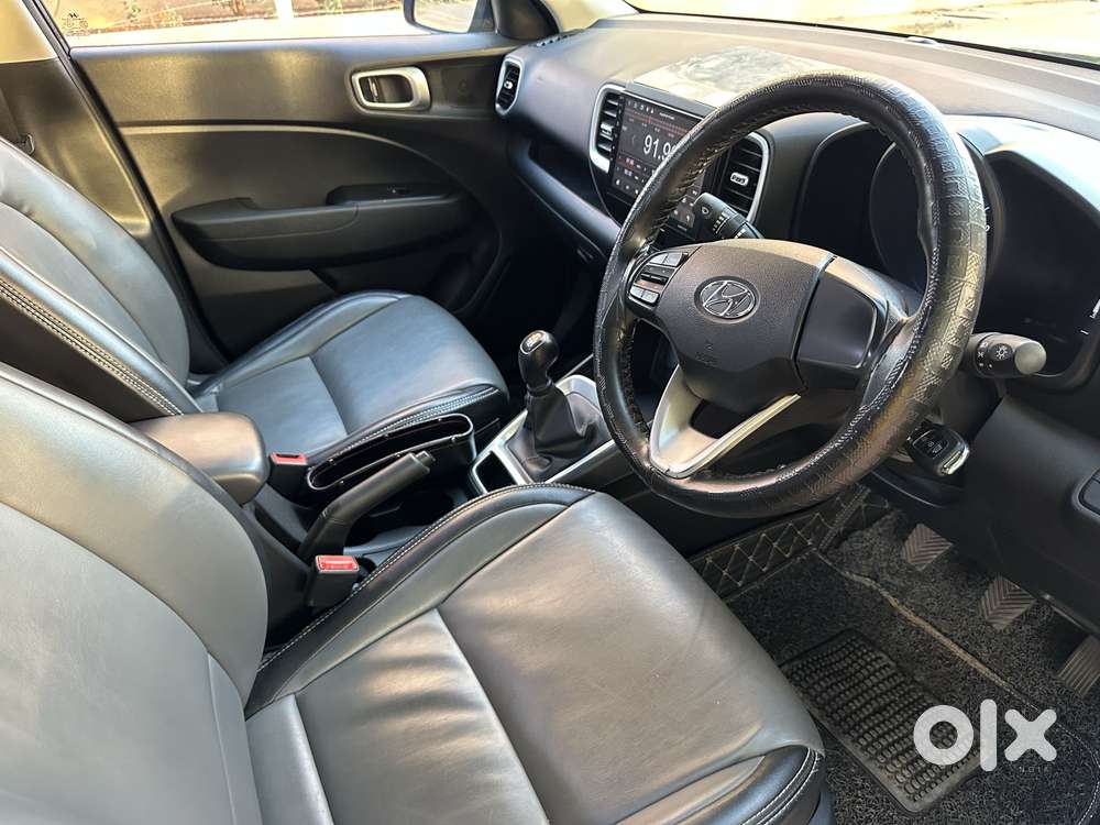 Hyundai Venue 1.2 S (o), 2020, Petrol