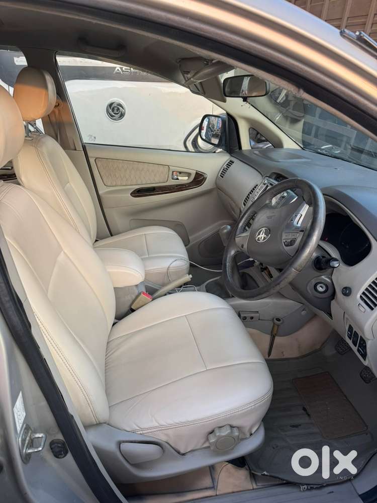 Toyota Innova Diesel 2013 Year