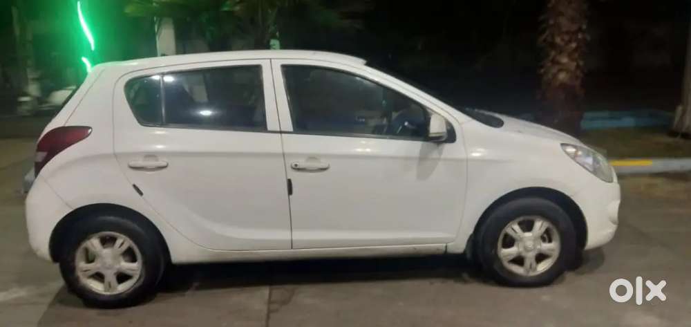Hyundai I20 Spotz 2010 Car