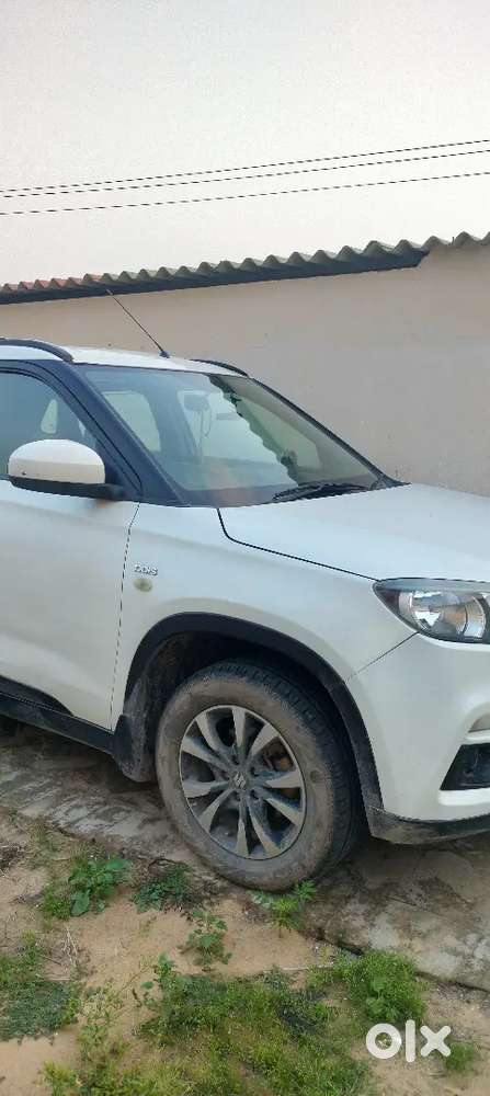 Maruti Suzuki Brezza Automatic 2018 Diesel 108000 Km Driven For Sale