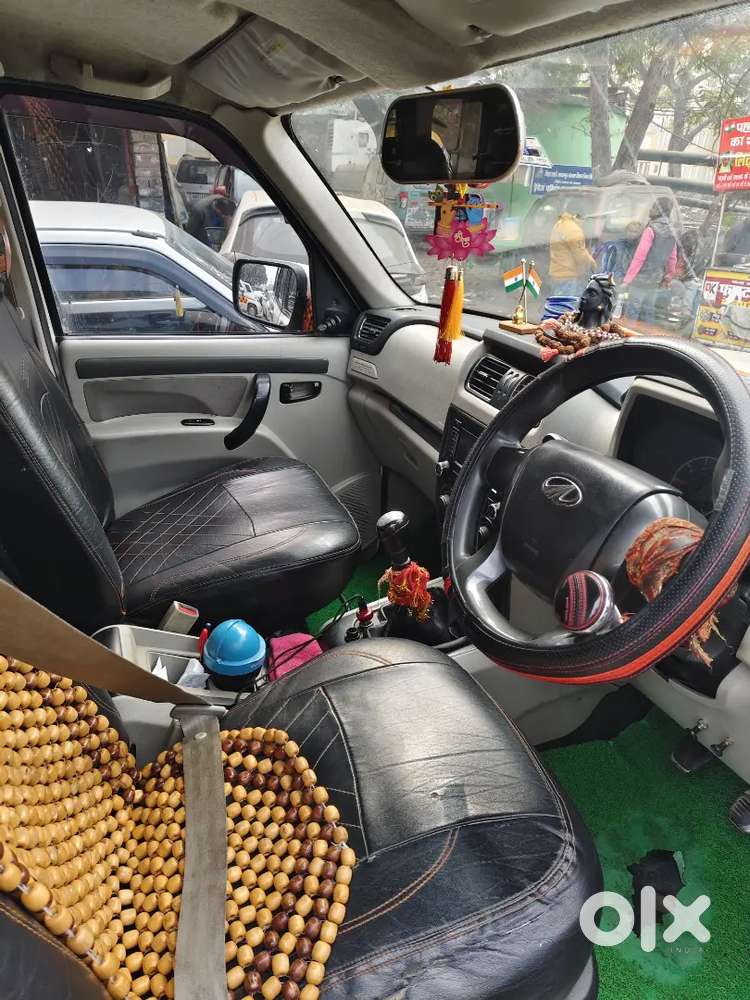Mahindra Scorpio S6 Plus 2015 Diesel Car