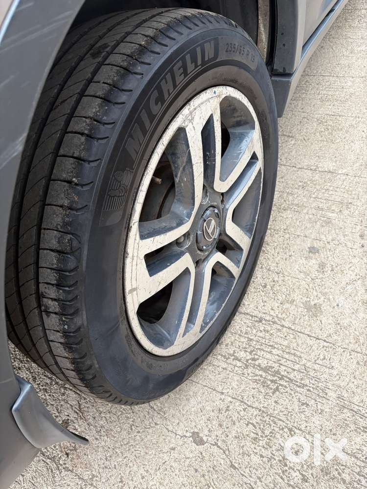 Tata Hexa Diesel Well Maintained
