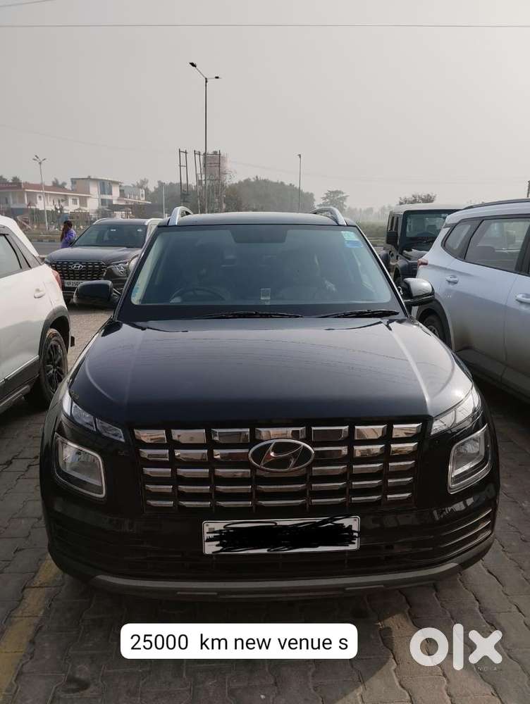 Hyundai Venue S Turbo, 2023, Petrol