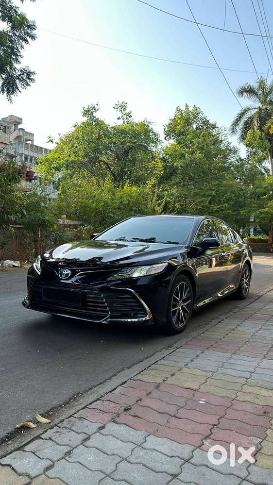 Toyota Camry 2022 Petrol Well Maintained