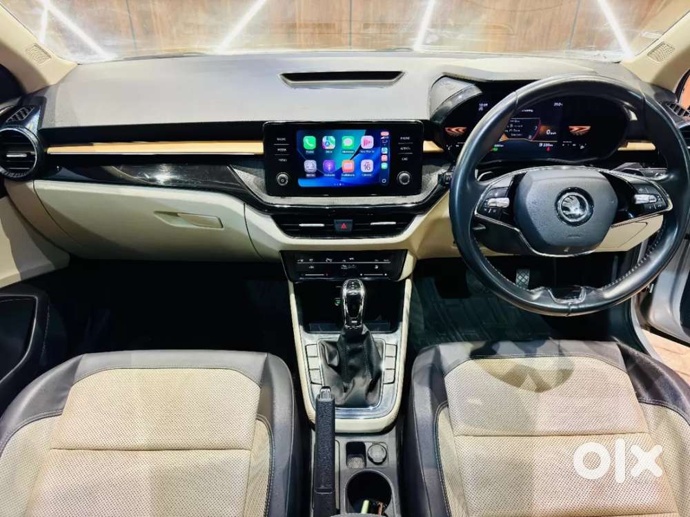 Skoda Slavia Style 1.0l Tsi At, 2022, Petrol