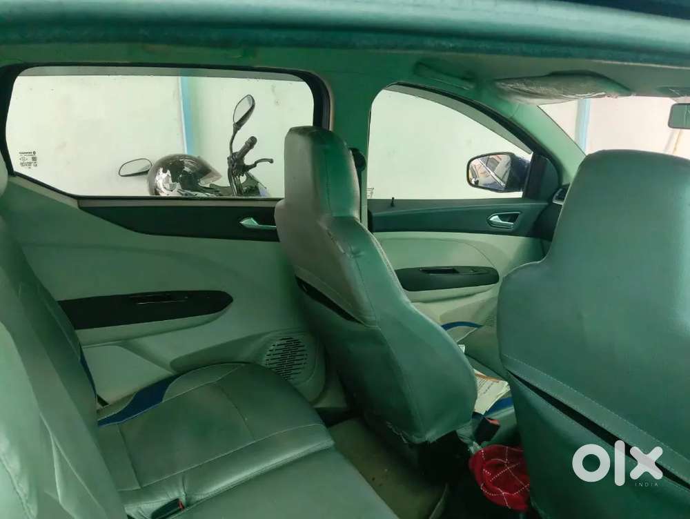 Renault Triber 1.0 Rxz Amt 2019