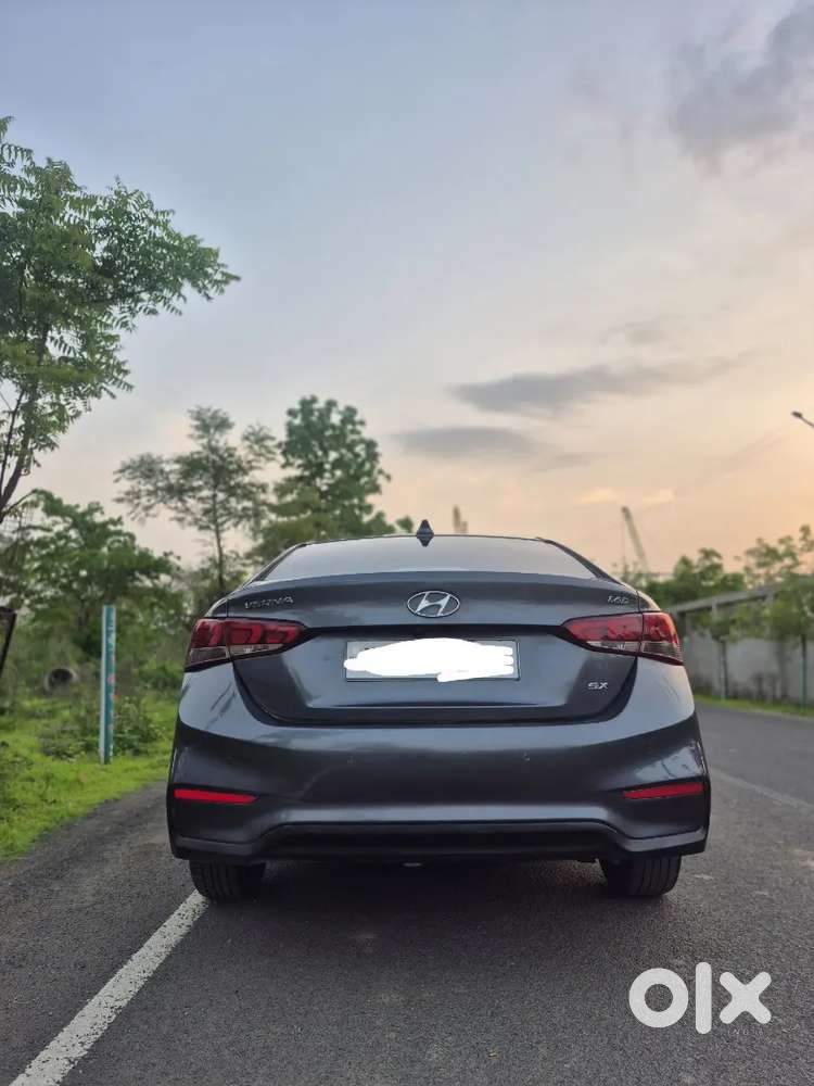 Hyundai Verna 1.6 Sx Crdi At