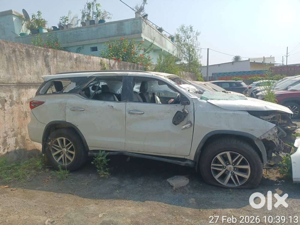 Toyota Fortuner 2017 Diesel 141507 Km Driven