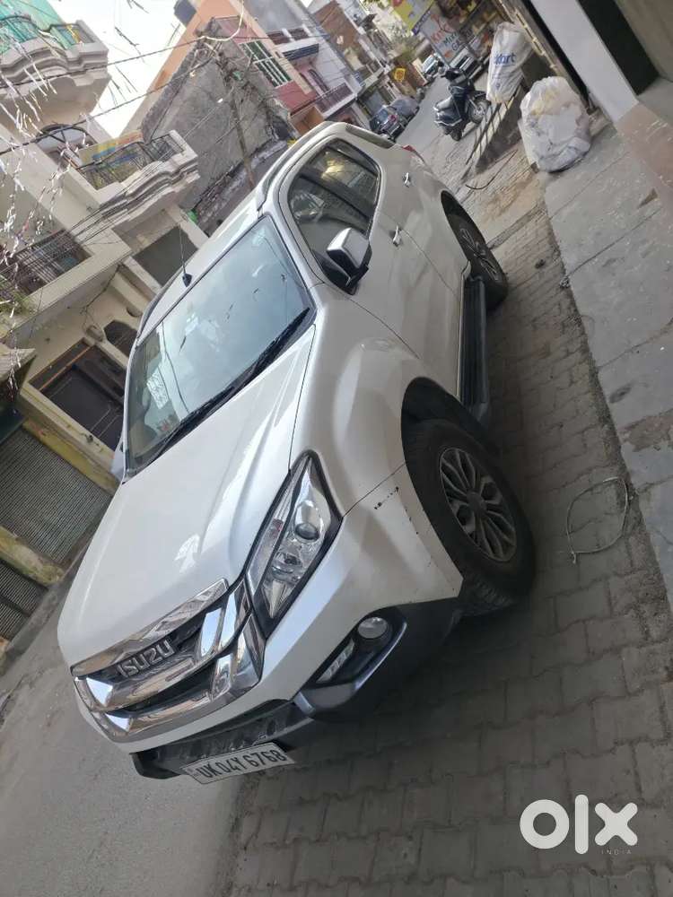 Isuzu Mux Automatic