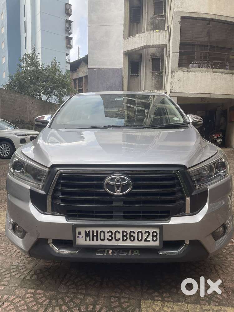 Toyota Innova Crysta 2.8z Automatic, 2016, Diesel