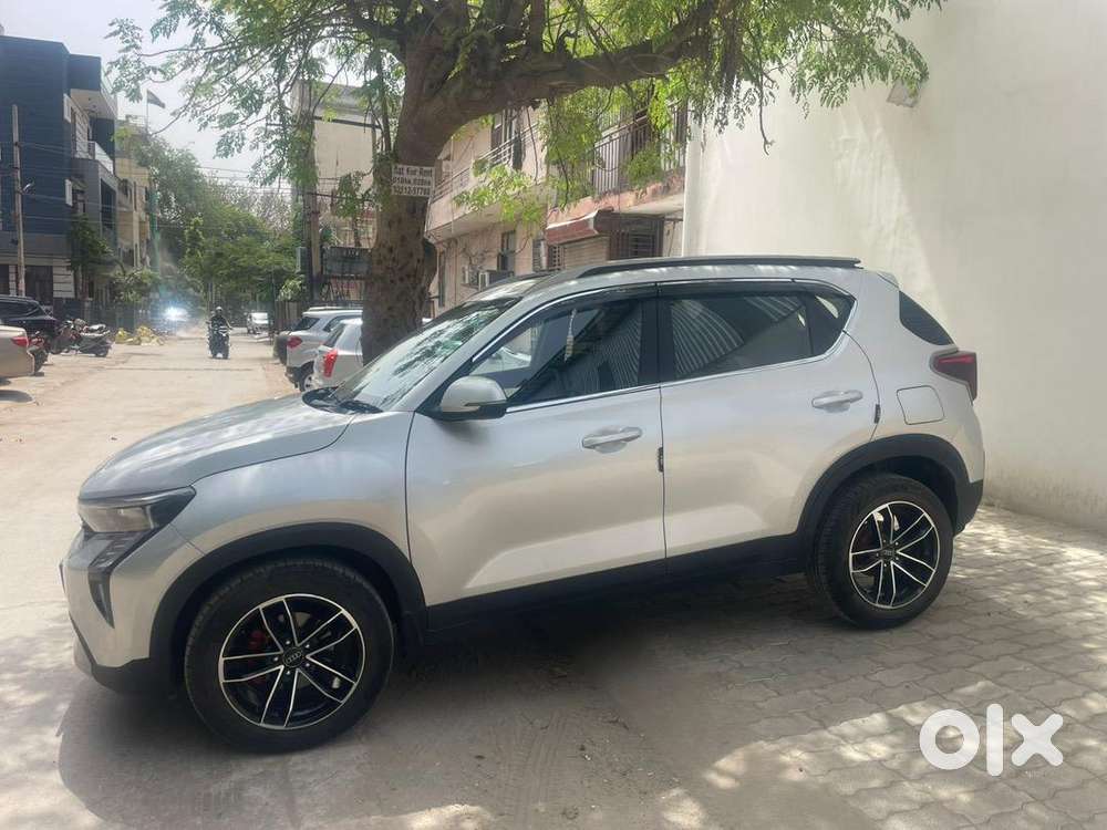 Kia Sonet 2024 Petrol 32605 Km Driven