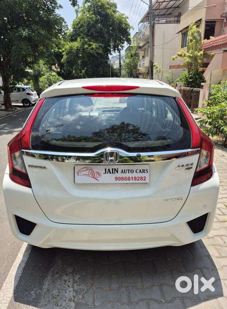 Honda Jazz S Mt I-vtec, 2017, Petrol