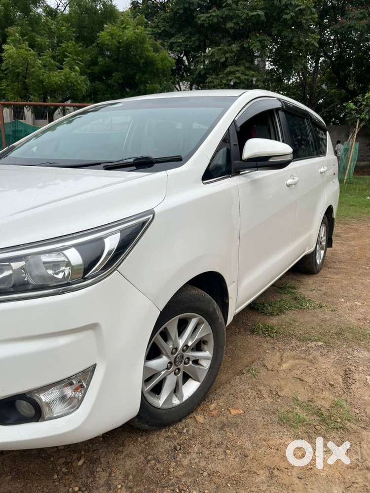 Toyota Innova Crysta Diesel 2017