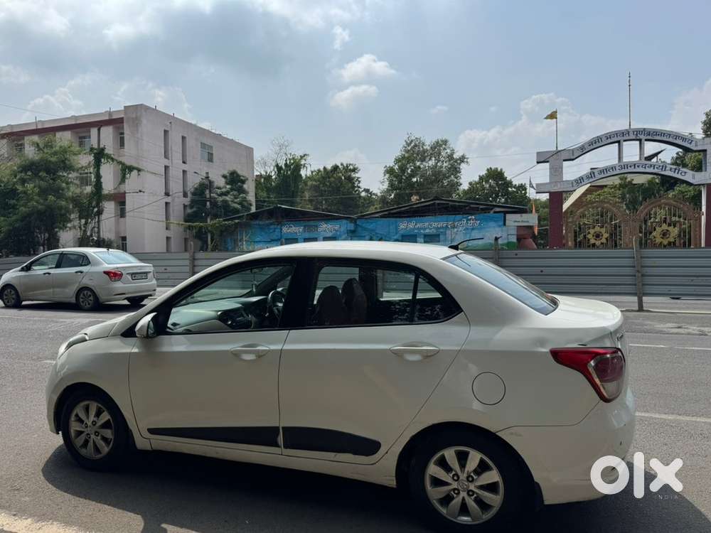 Hyundai Xcent 2015 Model