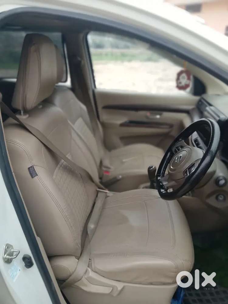 Ertiga Vxi Cng Maruti 2024