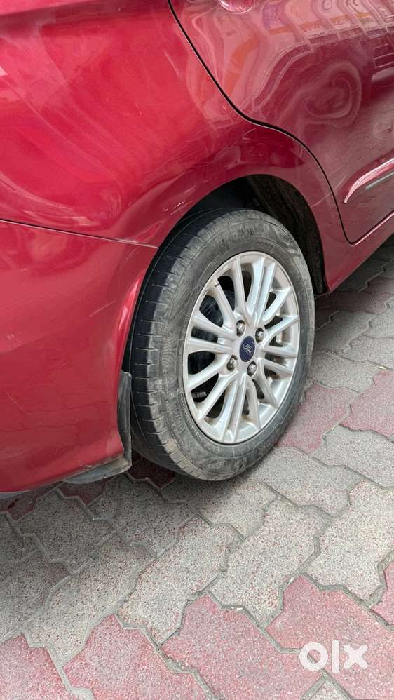 Ford Aspire Titanium Blu 2019