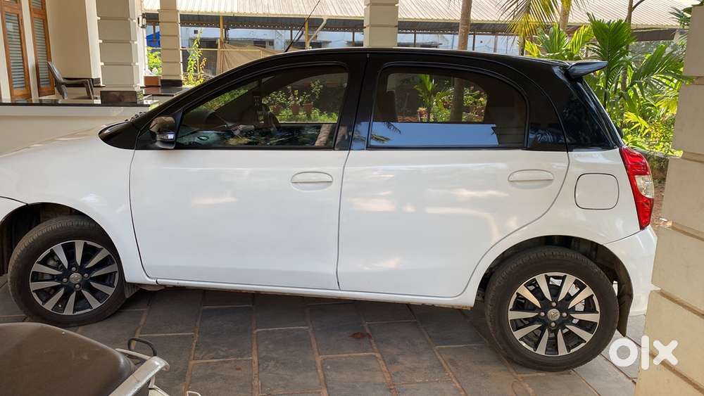 Toyota Etios Liva Vd 2019 December Diesel Well Maintained