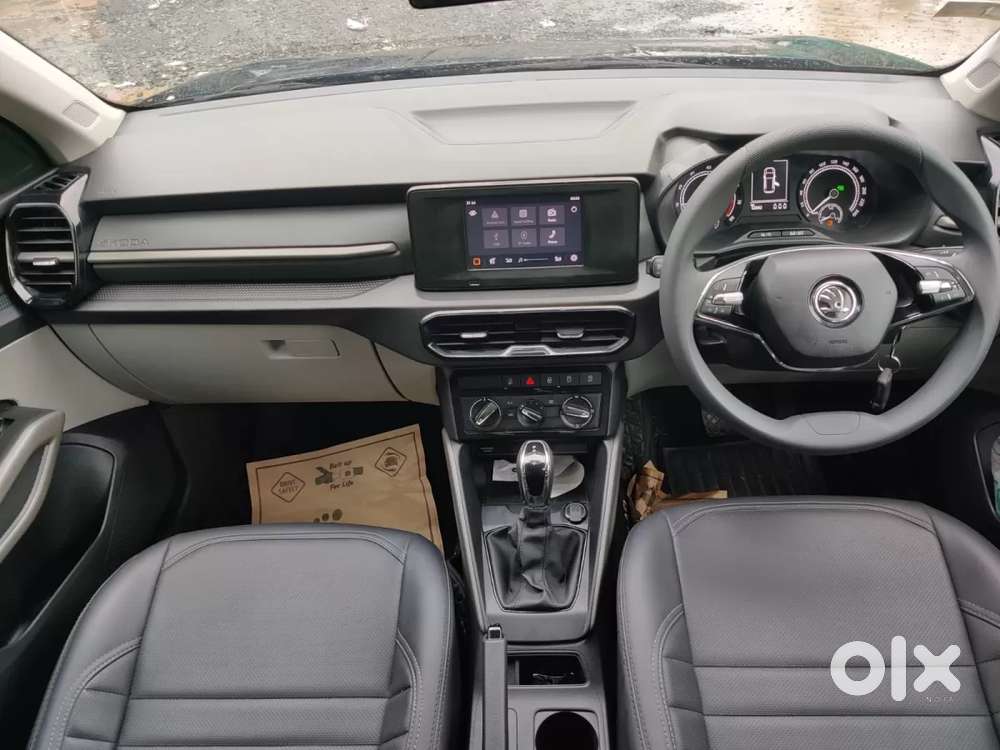 Skoda Kylaq Signature At, 2025, Petrol