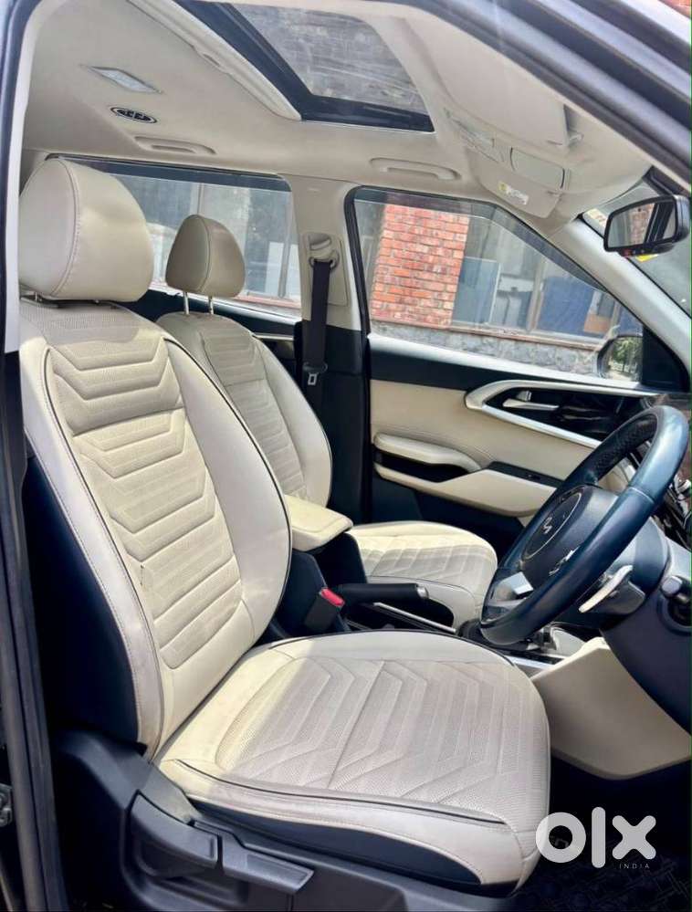 Kia Carens Luxury (o)1.5 Diesel At 7 Str, 2022, Diesel