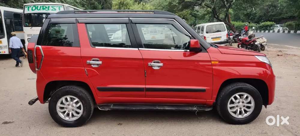 Mahindra Tuv 300 2017