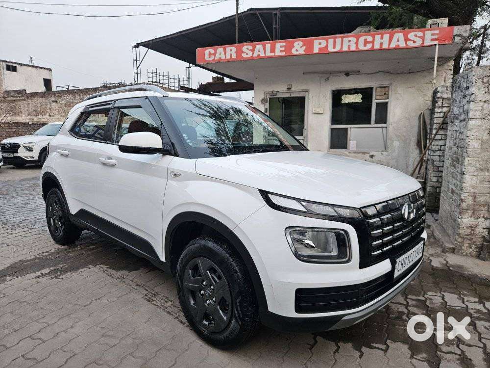Hyundai Venue S Plus Mt 1.2 Kappa, 2025, Petrol