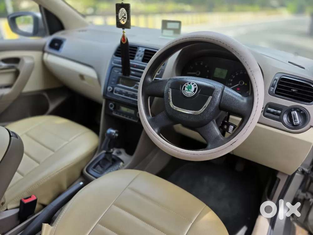 Skoda Rapid 1.6 Mpi At Elegance, 2012, Petrol