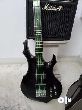 Bass guitar deals for sale olx