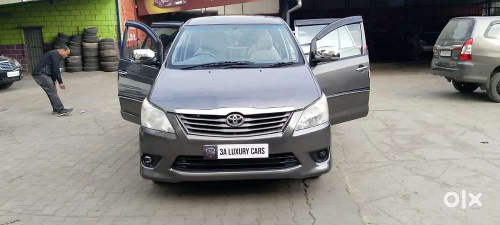 Toyota Innova 2013 Diesel 115000 Km Driven