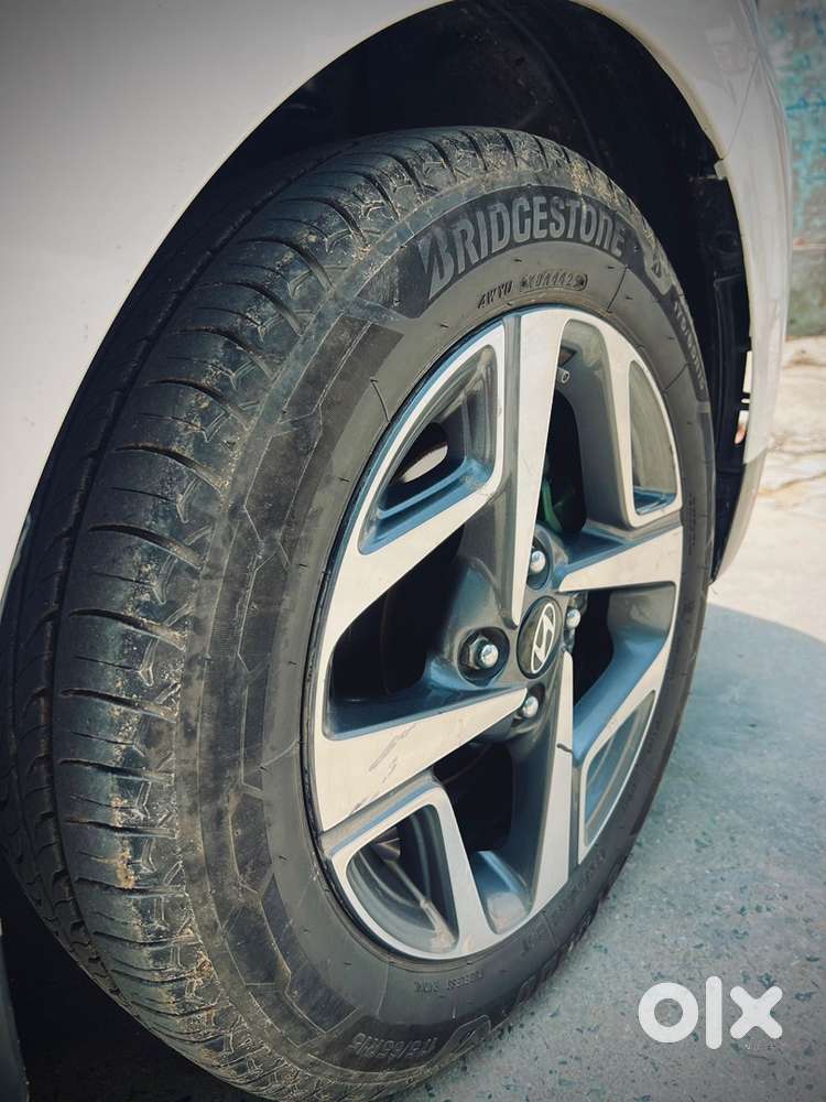 Hyundai Aura 2024 Petrol And Cng 46000 Km Driven