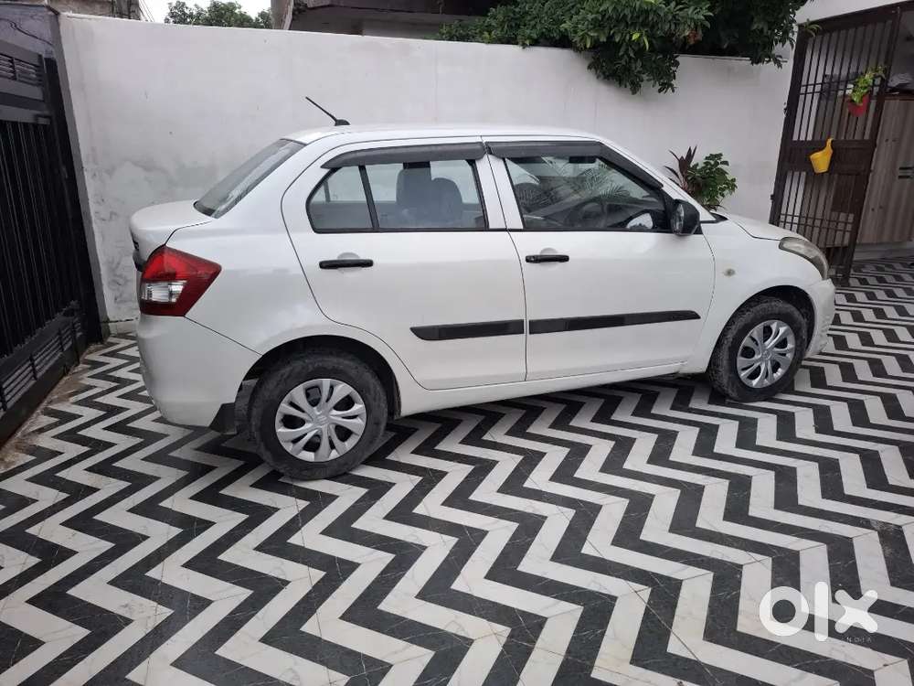 Maruti Dzire Tour 2018 (petrol+cng)