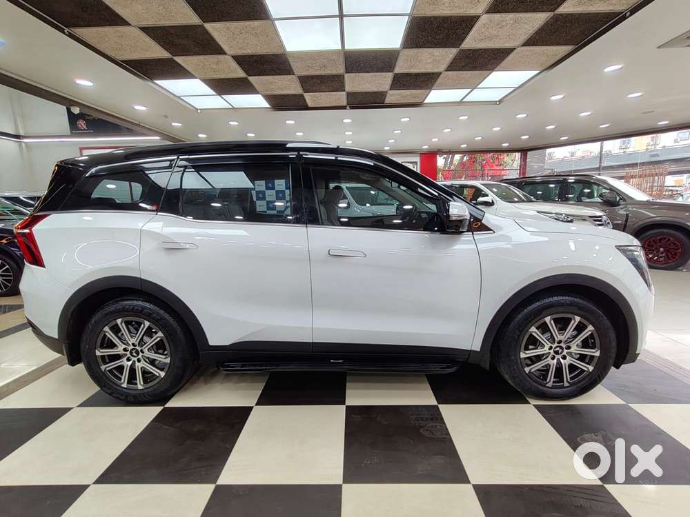 Mahindra Xuv700 2.0 Ax 7 Petrol At Luxury Pack Str, 2024, Petrol