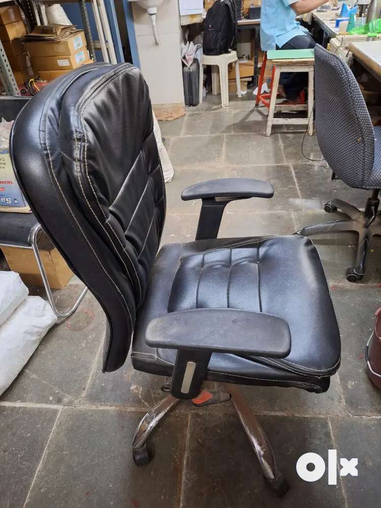 Eyebrow chair olx hot sale