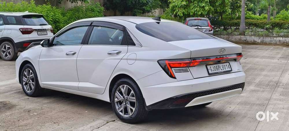 Hyundai Verna 1.5 Sx Ivt, 2023, Petrol