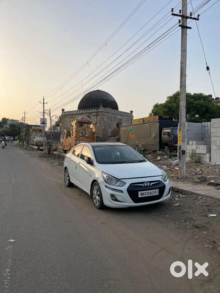 Topend Hyundai Verna 2012 Good Condition