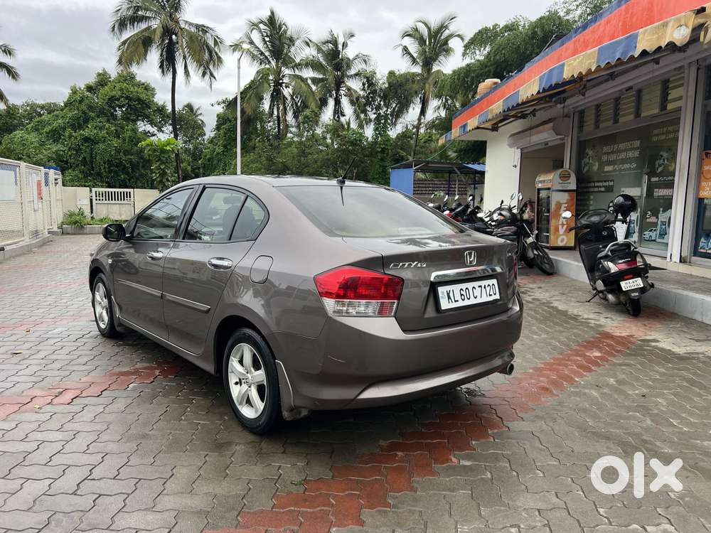 Honda City 2011-2013 V At Exclusive, 2011, Petrol